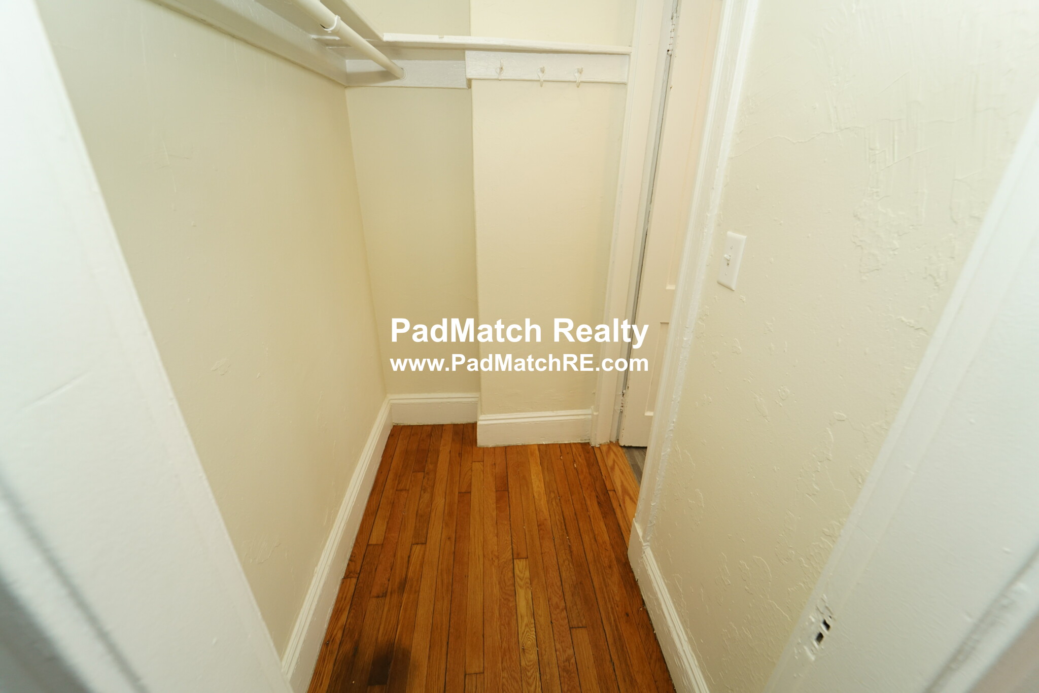 1171 Boylston St, Fenway