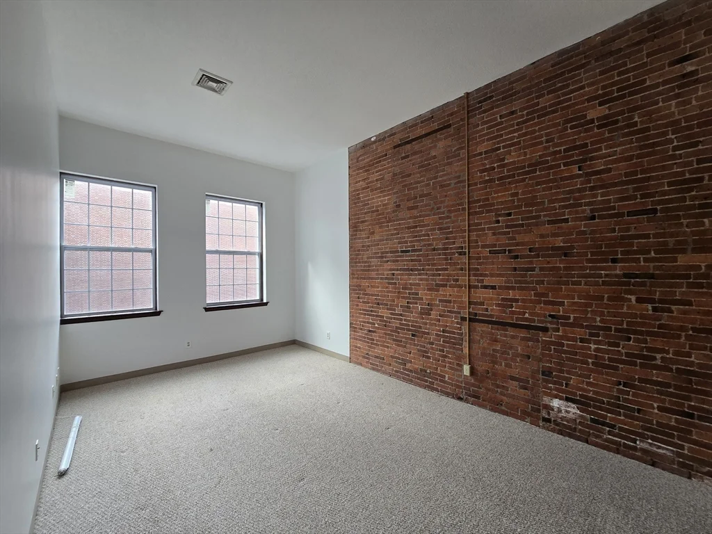 147 Rawson Rd, Quincy