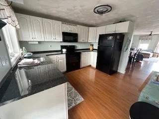 84 Railroad Ave, Salisbury