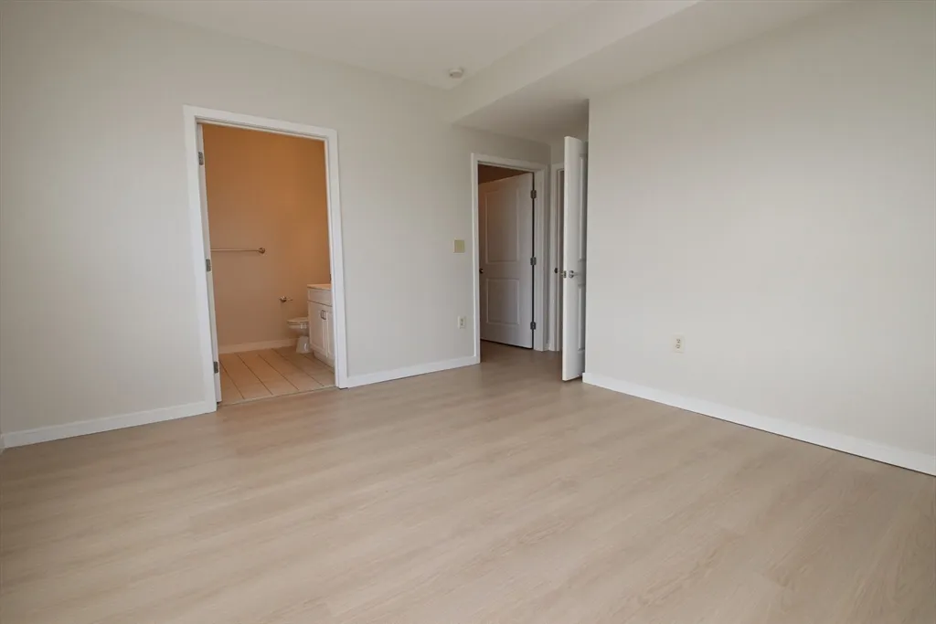 175 Cottage St, Chelsea