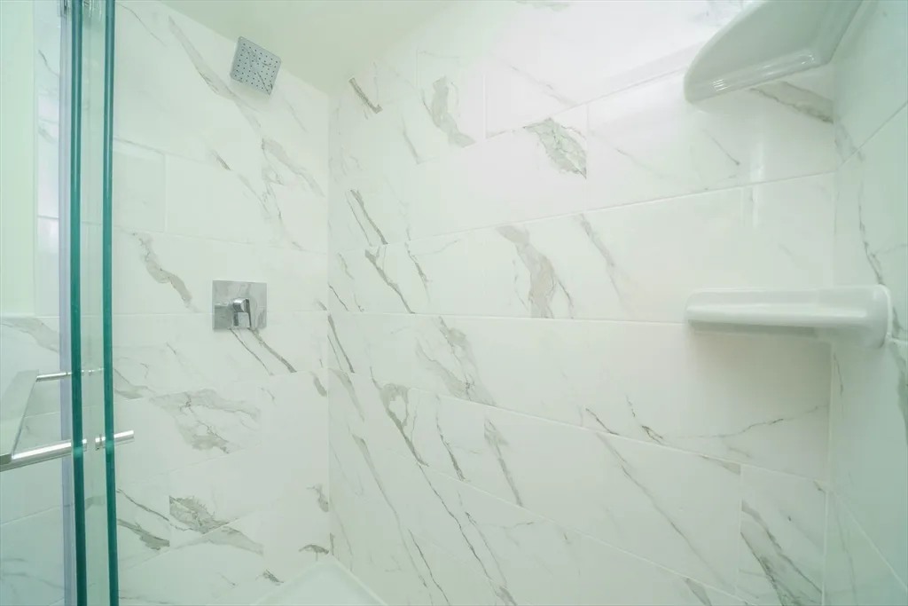 132 Sherman St, Neighborhood Nine