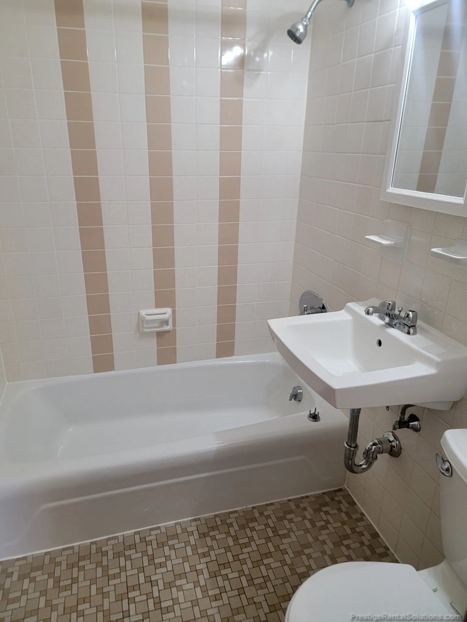 180 North Beacon St, Brighton