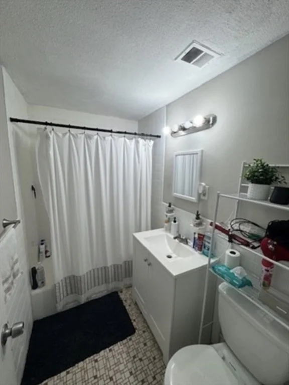 45 Mccoba St, Revere