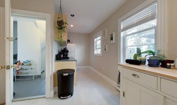 8 Speridakis Ter, Cambridgeport