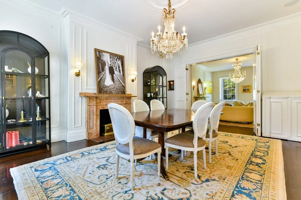 48 Mount Vernon St, Beacon Hill