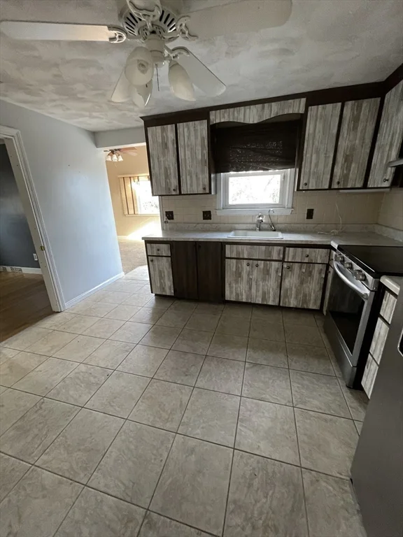 2 Eagle Rock Rd, Randolph