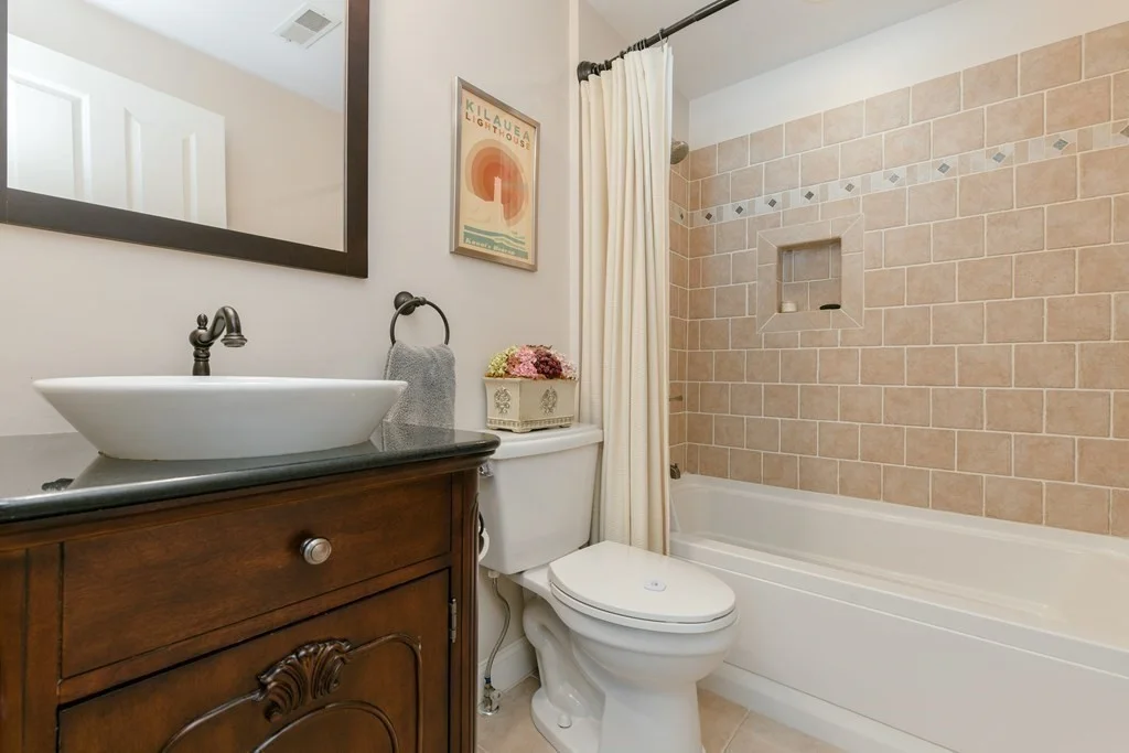 10 Symmes St, Roslindale