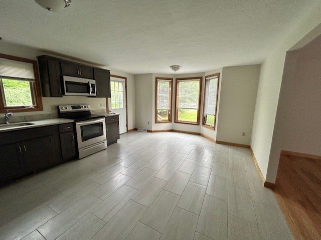 12 Harriet Dr, Bridgewater