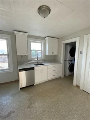 50 Lambert St, Medford