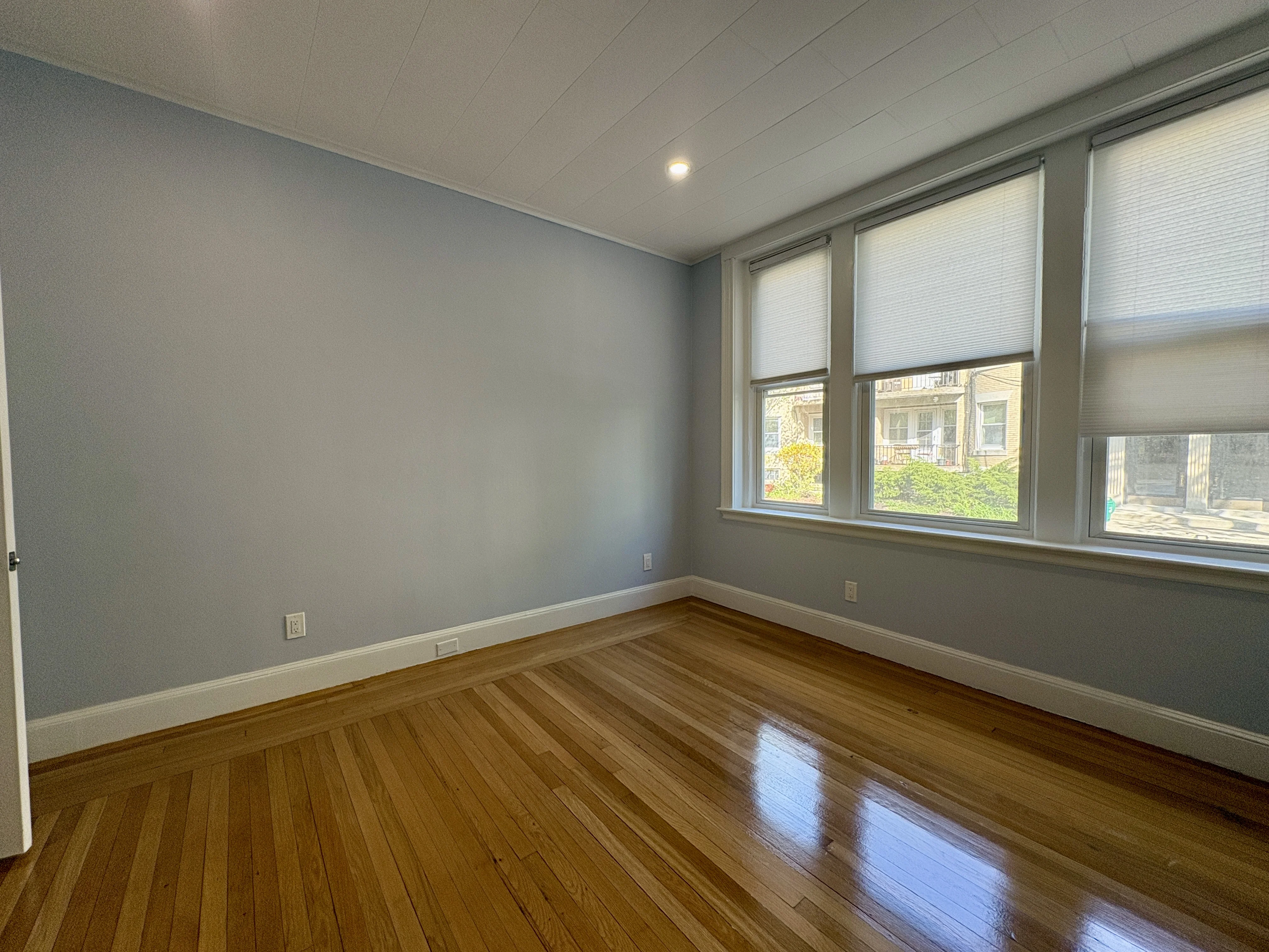 90 Fuller St, Coolidge Corner