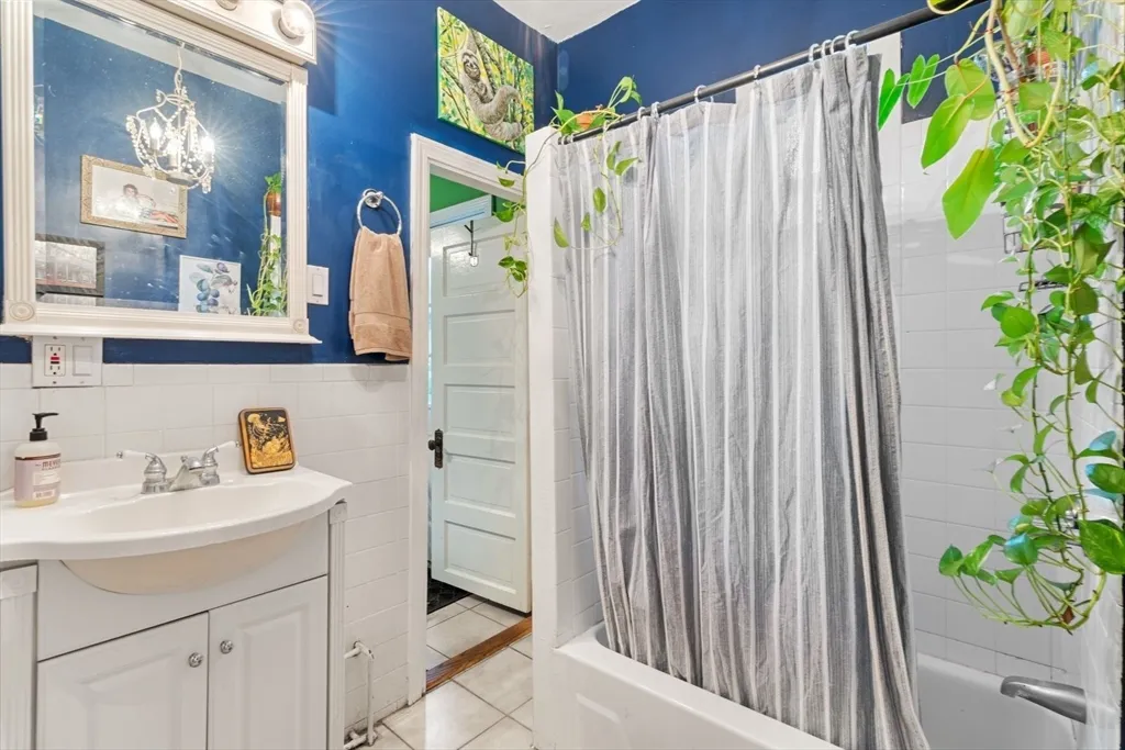 377 Dorchester St, South Boston