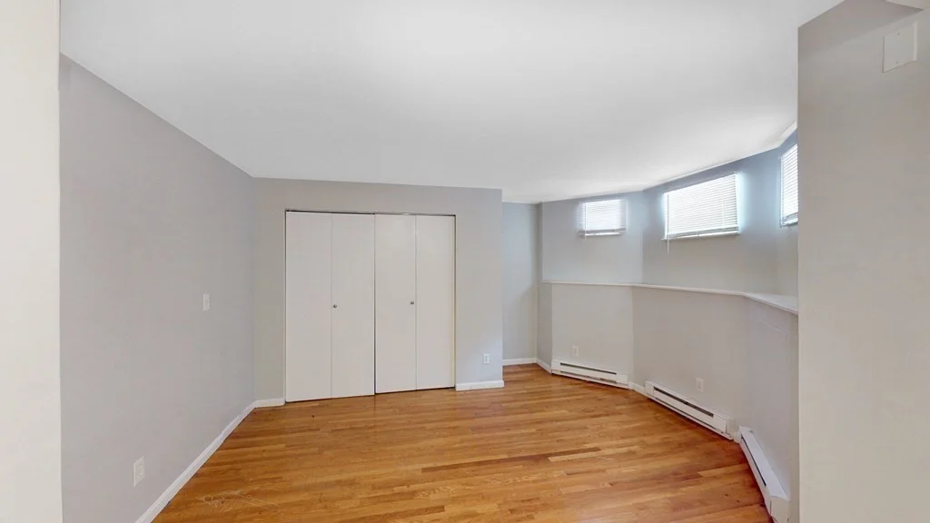2 Moreland St, Roxbury