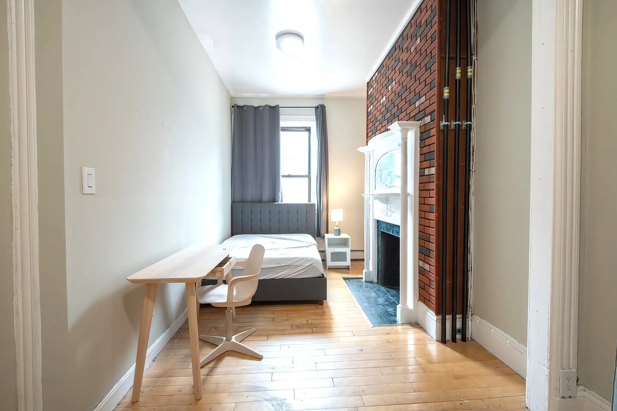 5 Linden St, Allston