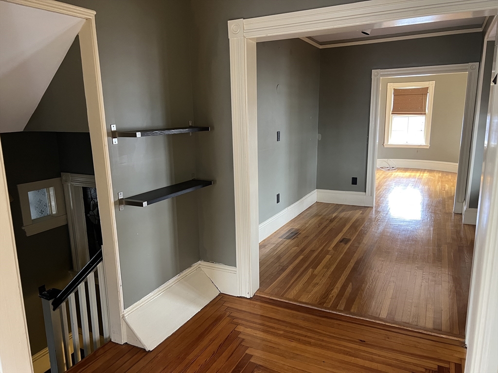 18 James Ave, Winthrop