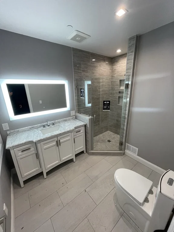 52 Garfield Ave, Medford