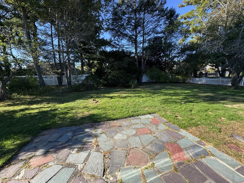 793 Dedham St, Newton