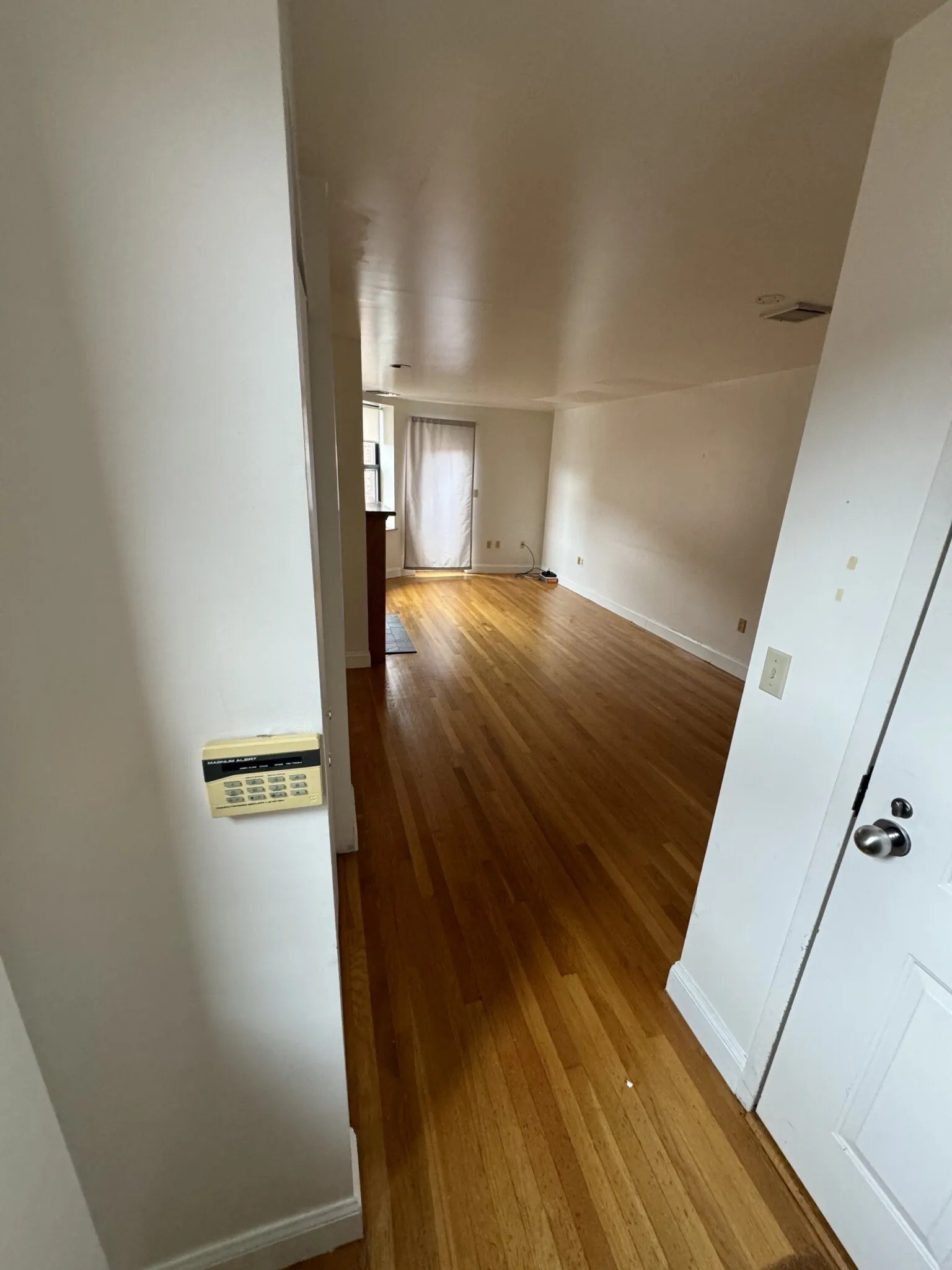 102 Gainsborough St, Fenway