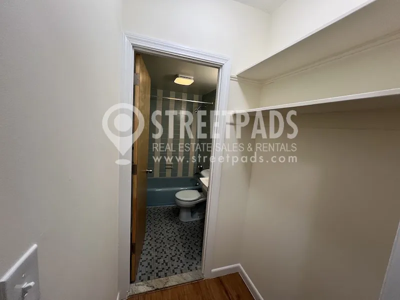 2018 Commonwealth Ave, Brighton