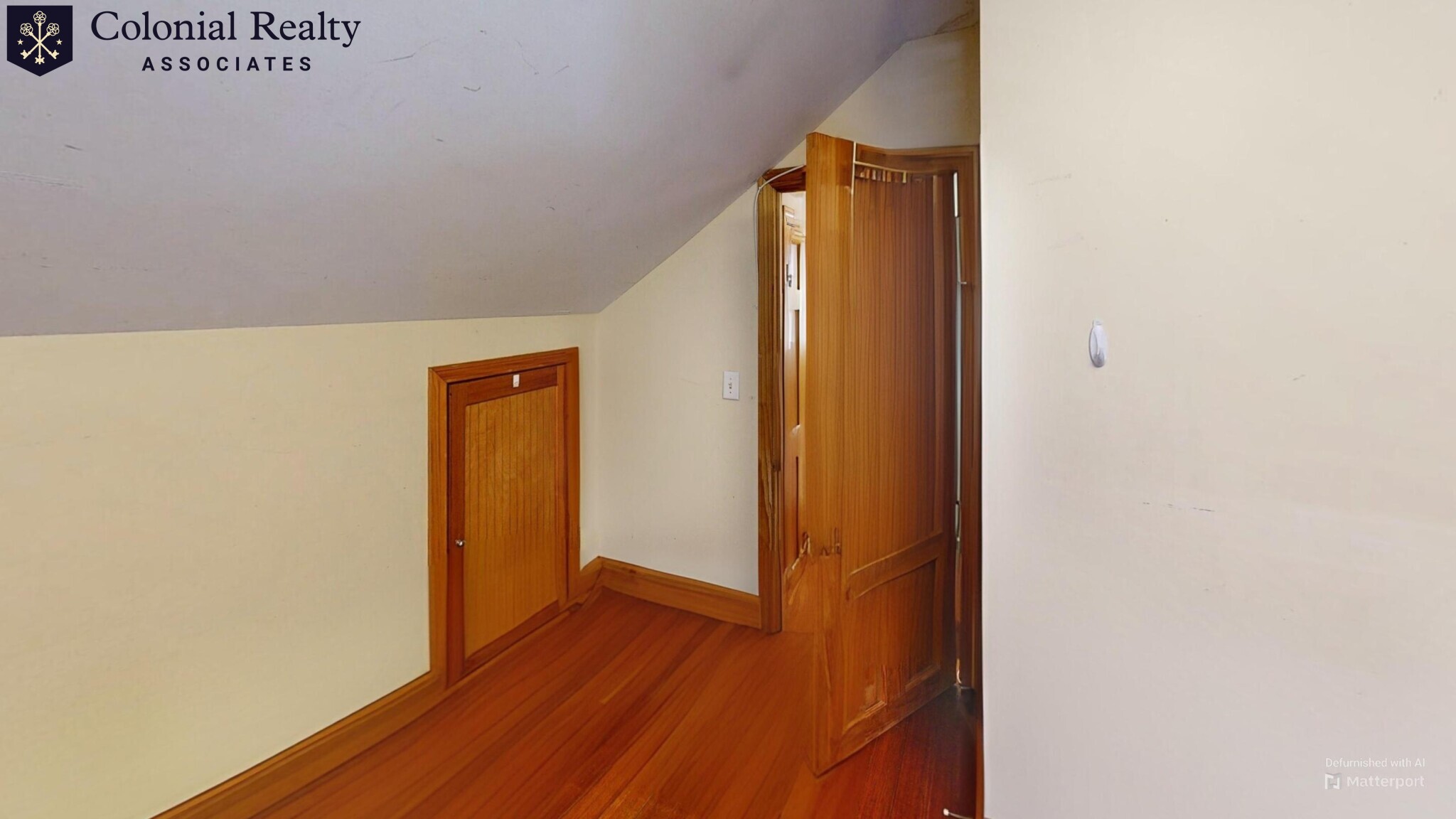 29 Alpine St, Roxbury