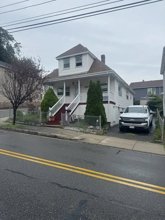 537 Park Ave, Revere