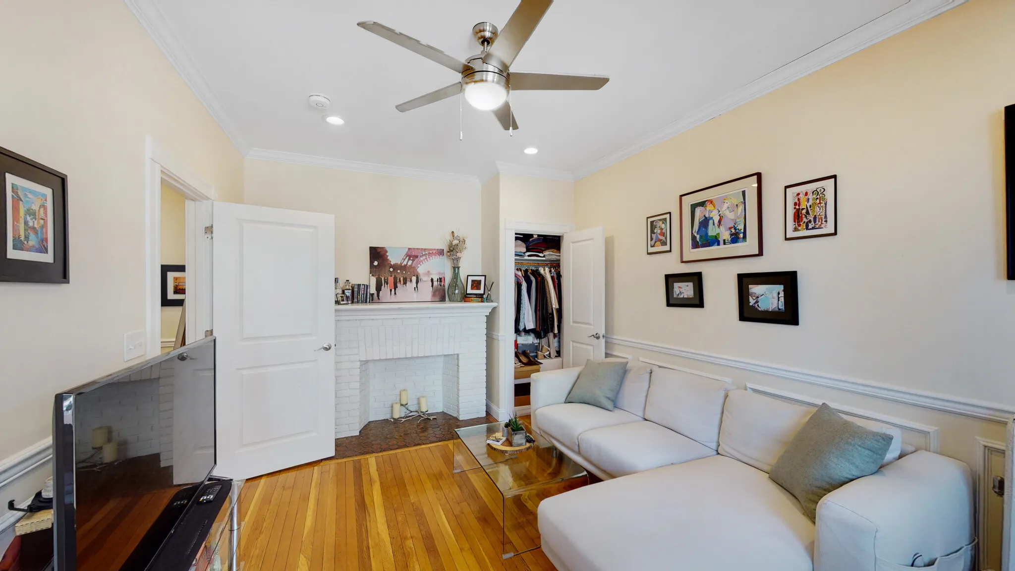 15 Glenville Ave, Allston