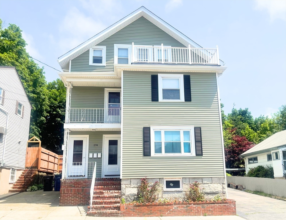 174 Ocean Ave West, Salem