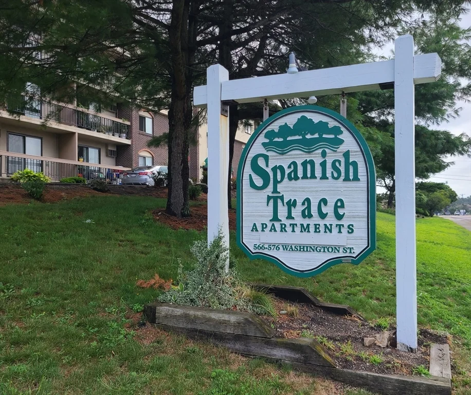 566 Washington St, Weymouth