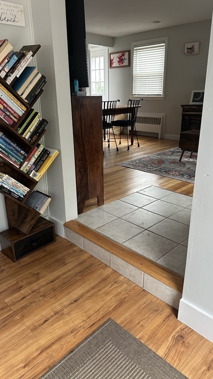 34 Brookline Ave Winter, Hull