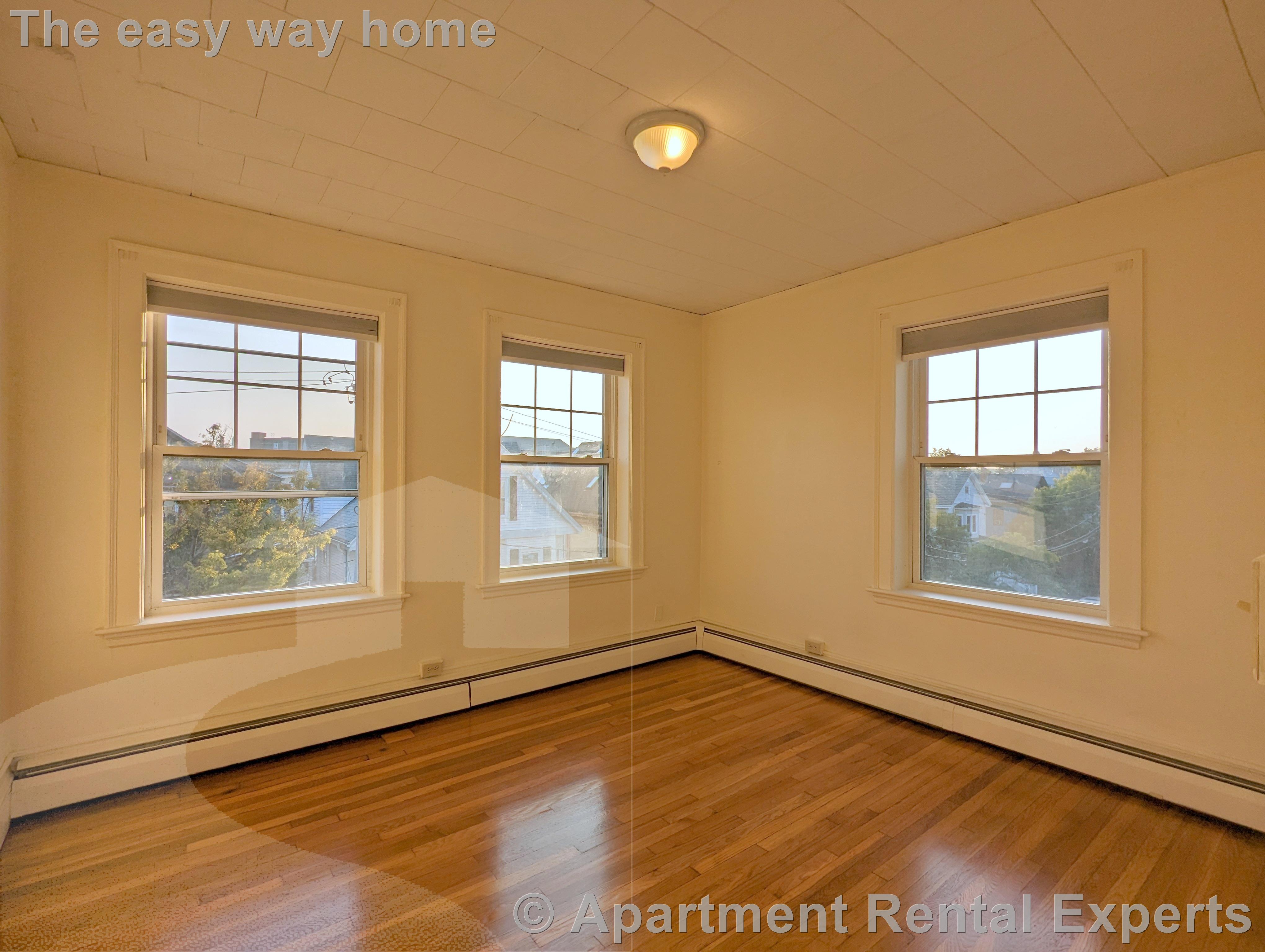 36 College Ave, Davis Square