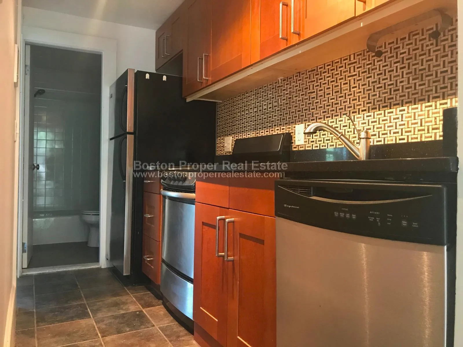 114 Saint Botolph St, Back Bay