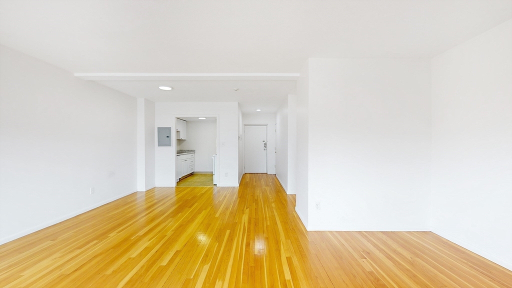 525 Highland Ave, Malden