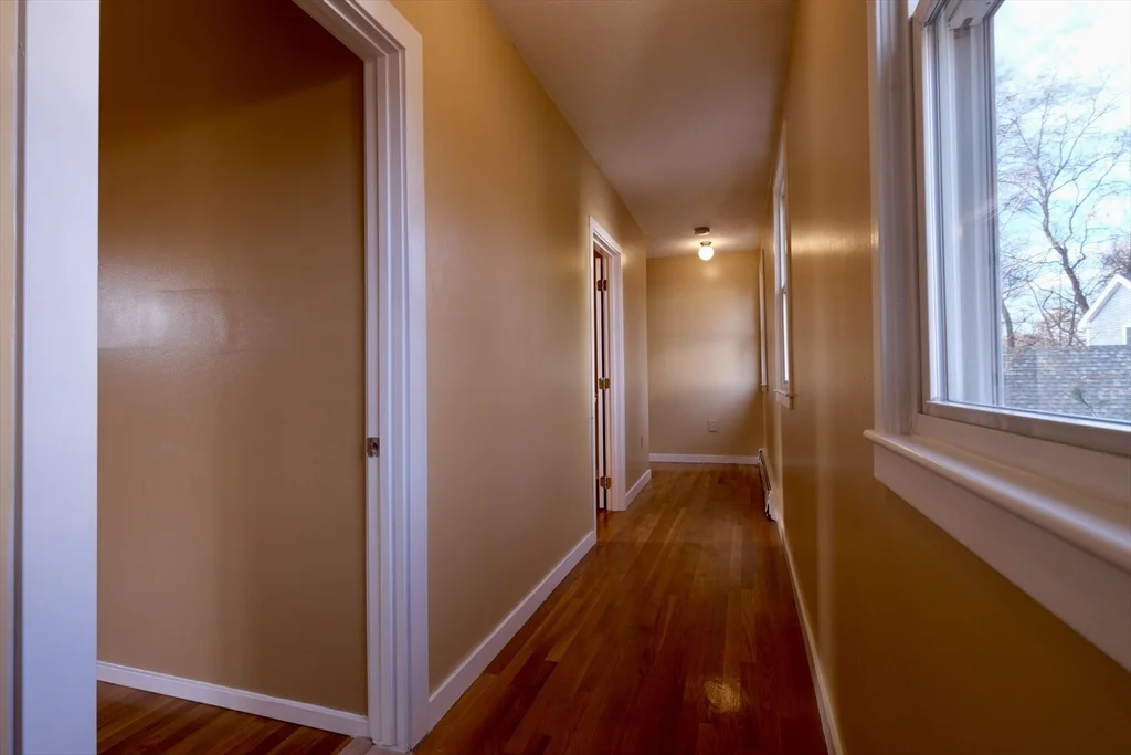 26 Cleveland St, Dedham