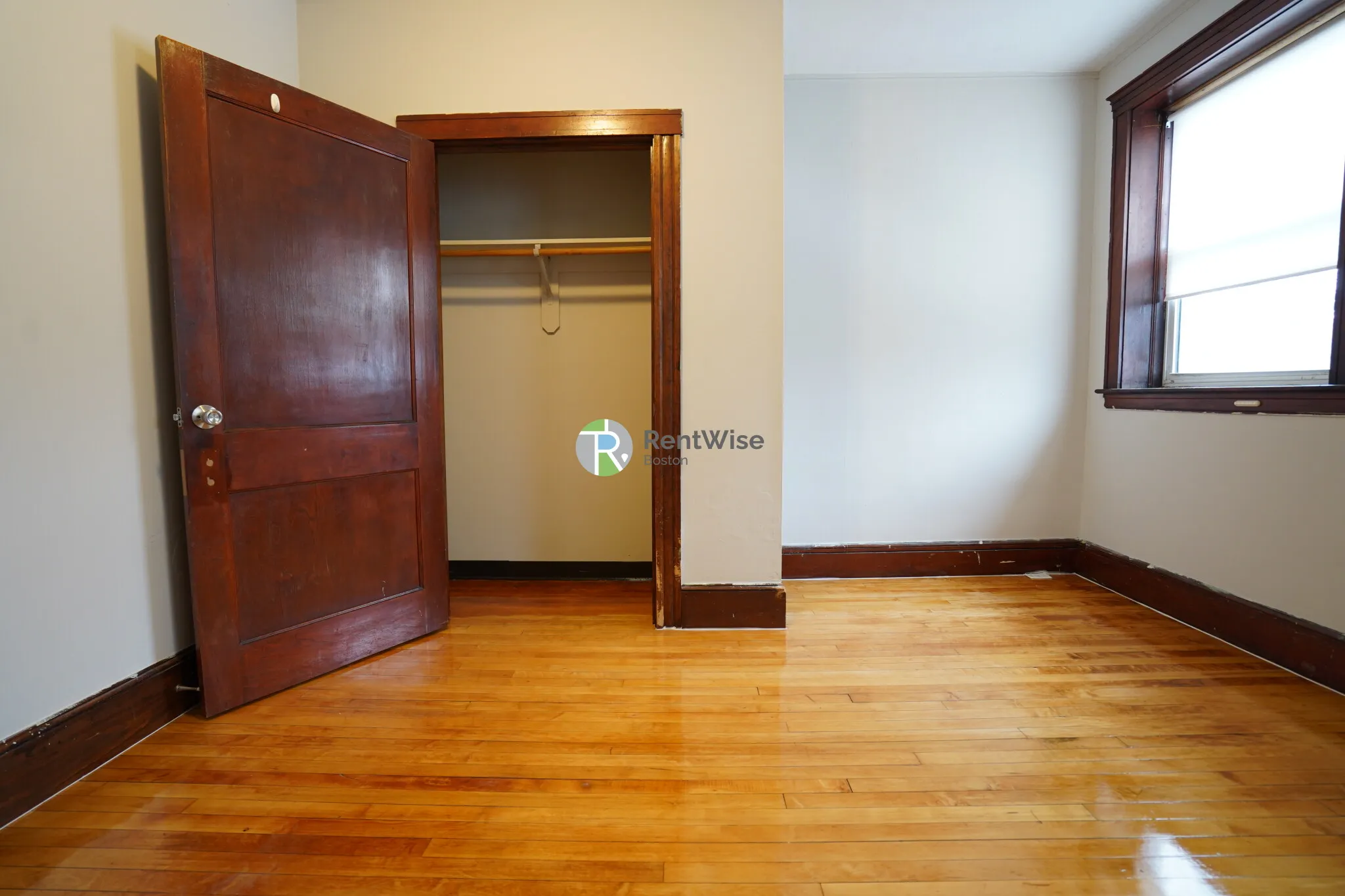 90 Cypress St, Emerson Gardens