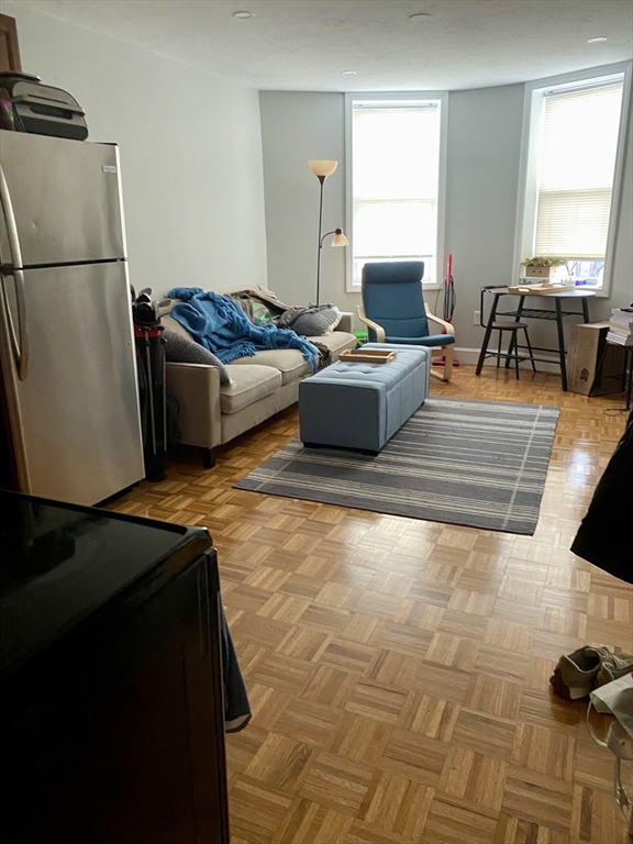 754 Huntington Ave, Mission Hill