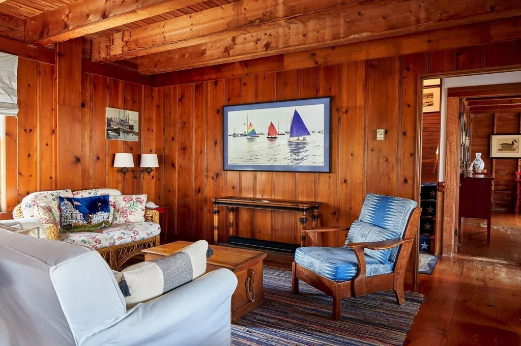 66 Hulbert Avenue North House, Nantucket