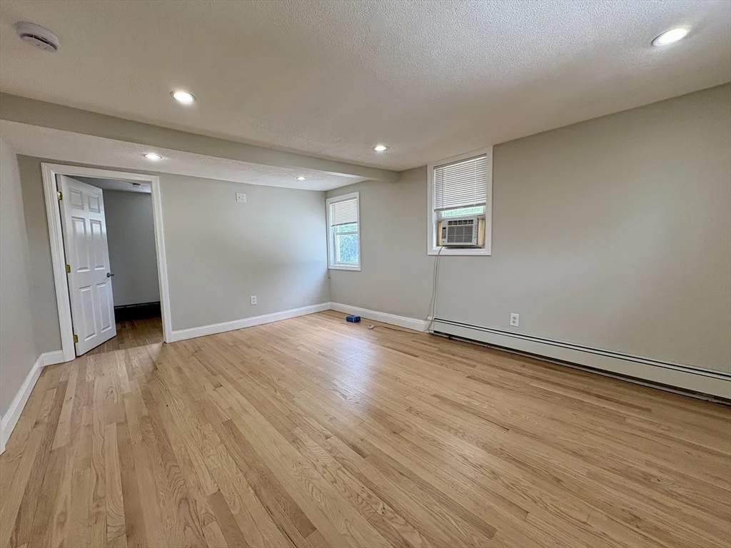 1318 Salem St, Malden
