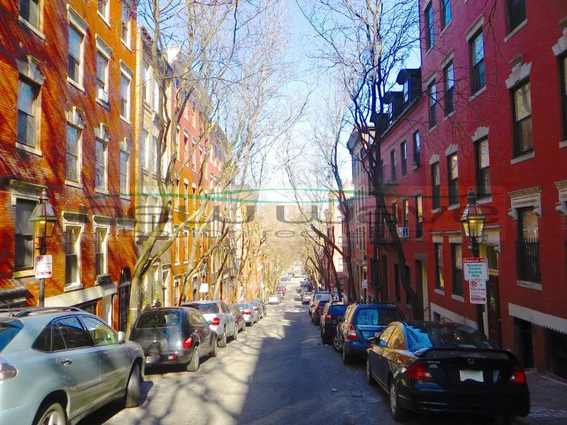 48 Garden St, Beacon Hill