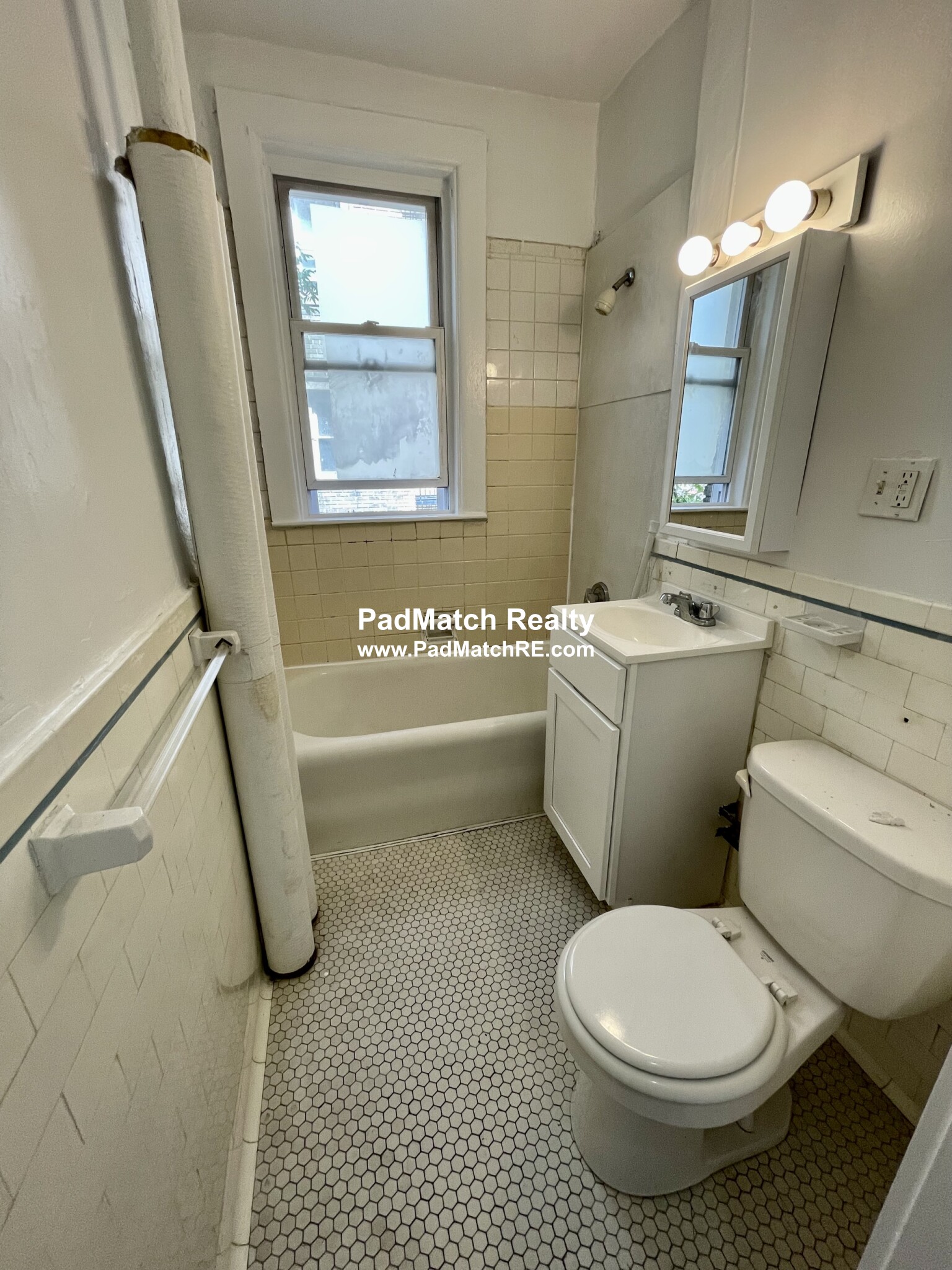 1630 Commonwealth Ave, Brighton