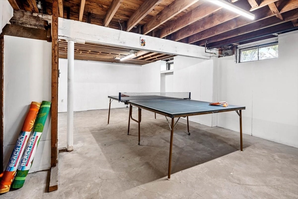 80 Central Ave Summer, Hull