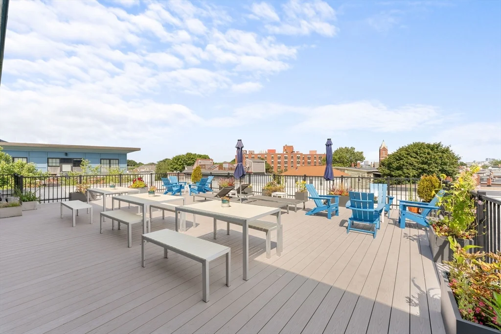 944 Dorchester Ave, Dorchester