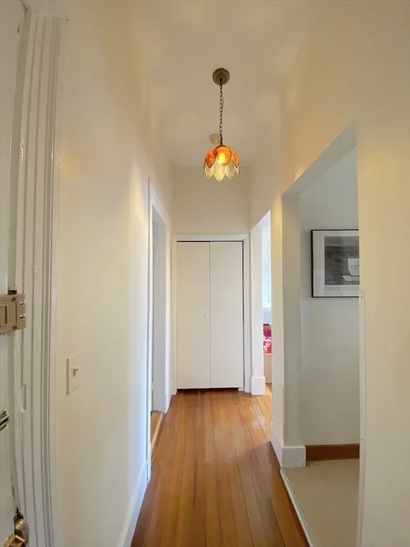 371 Harvard St, Mid-Cambridge