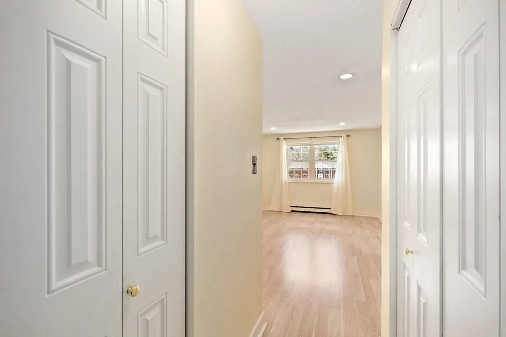 8 Old Colony, Arlington