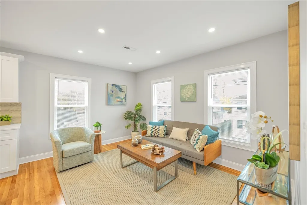 58 Constance, West Roxbury