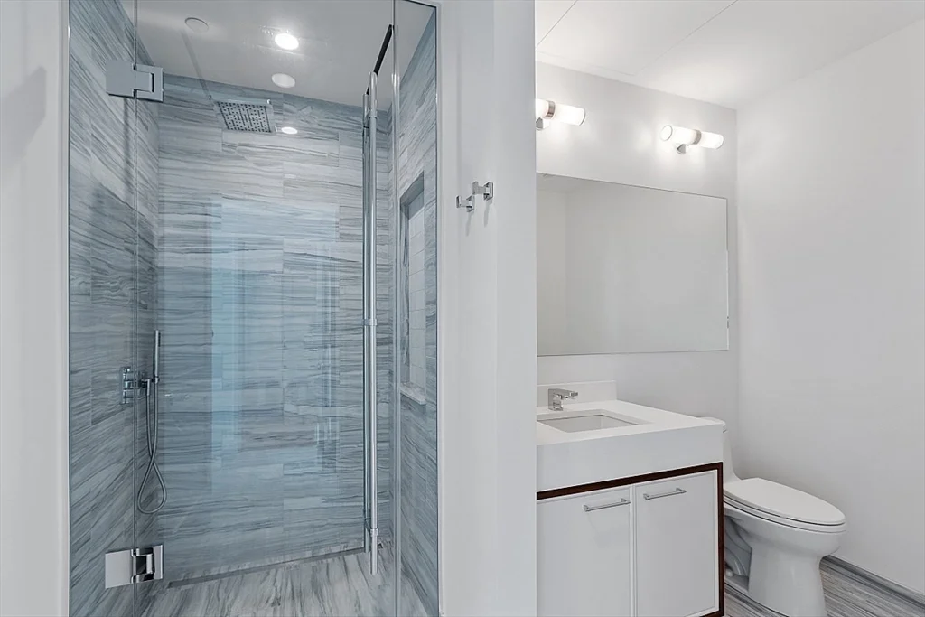 1 Dalton St, Back Bay