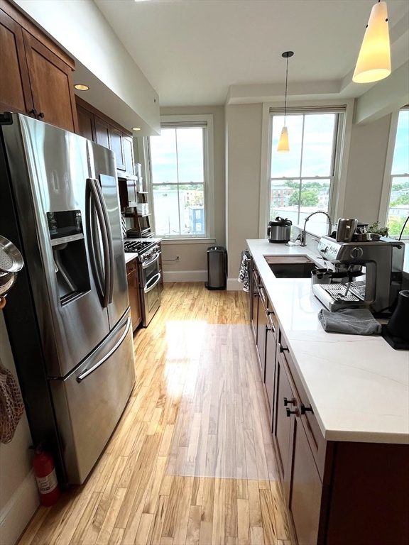 43 Park St, Somerville