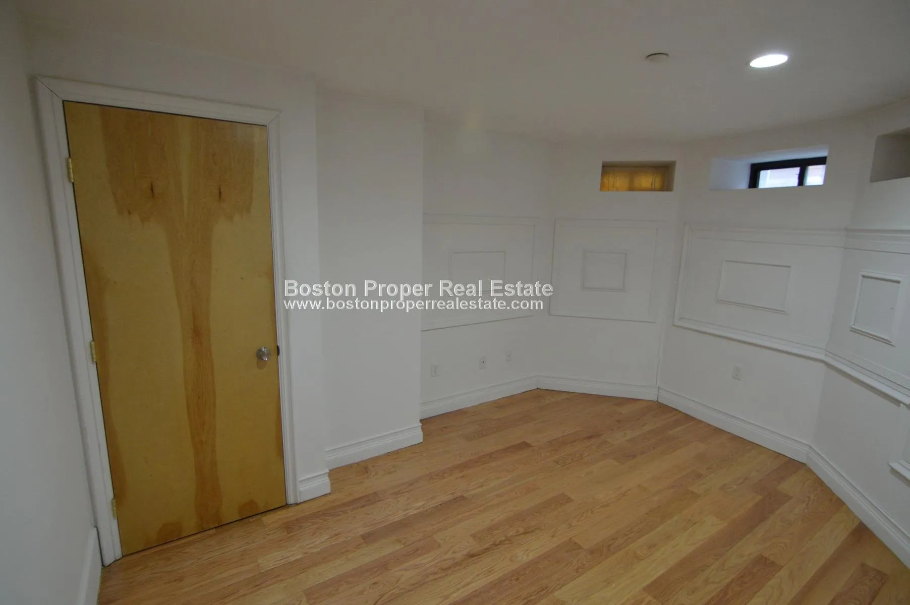 64 Louis Prang St, Longwood