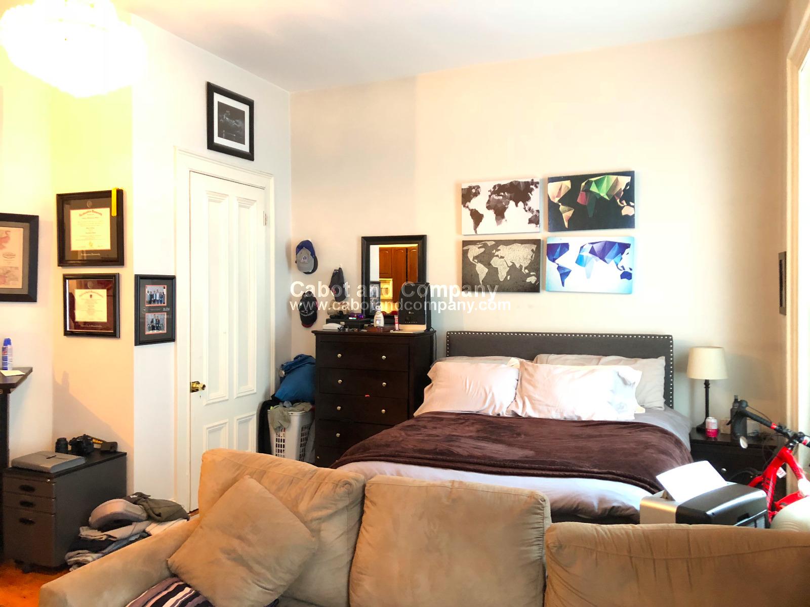 141 Beacon St, Back Bay