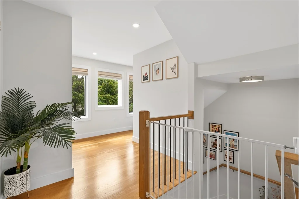 65 Lancaster Rd, Arlington