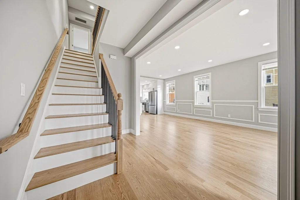 9 Logan Ave, Medford