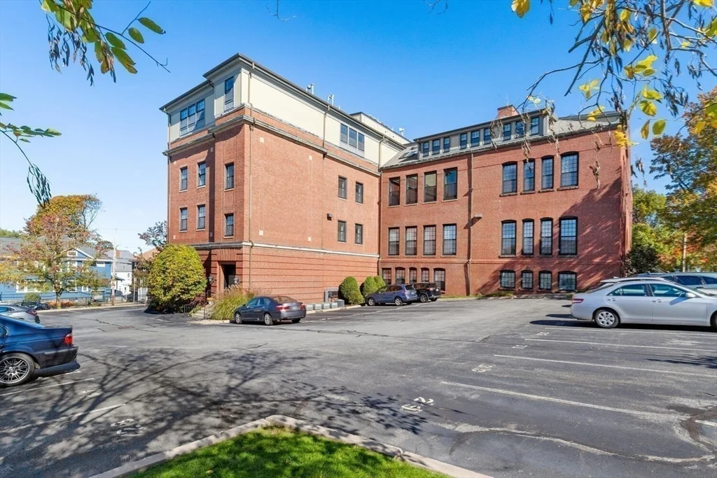 72 Ashland St, Malden